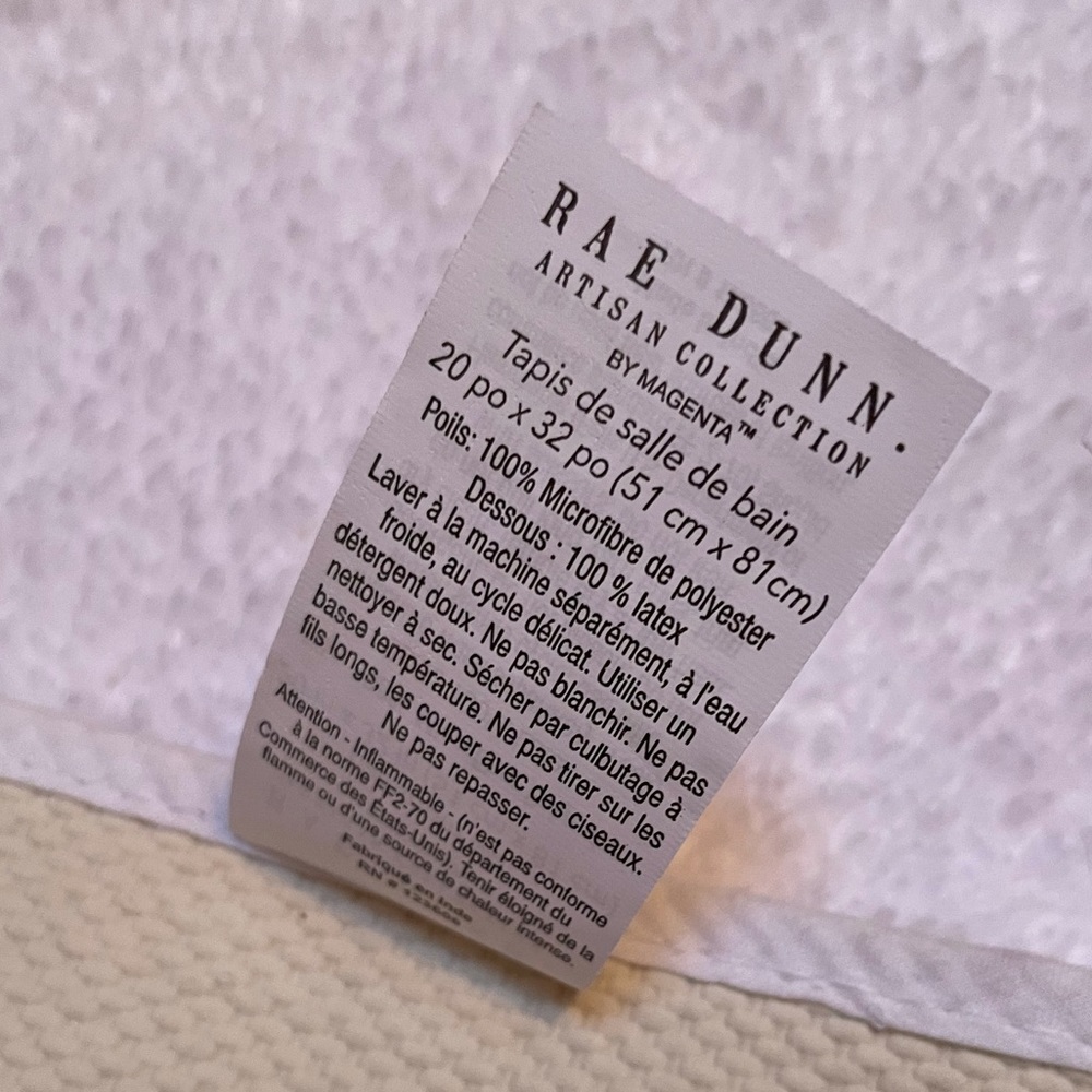 NWT Rae Dunn “‘TIS THE SEASON” Bath Mat - Picture 10 of 12